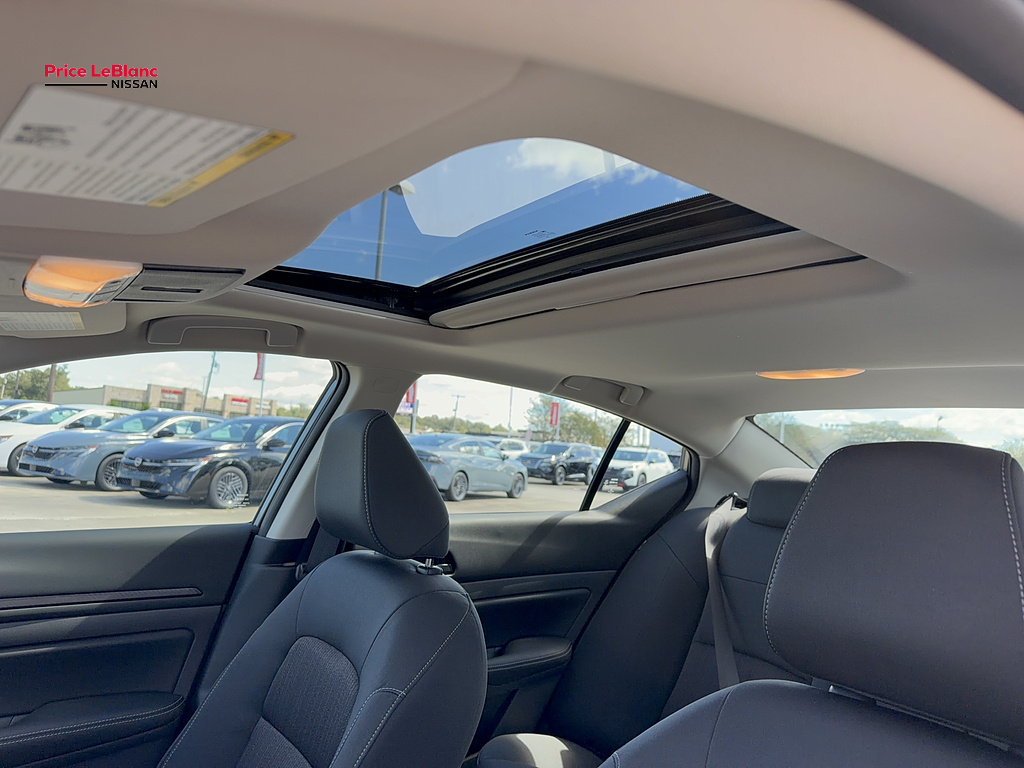 2026 Nissan Altima photo 26 of 29