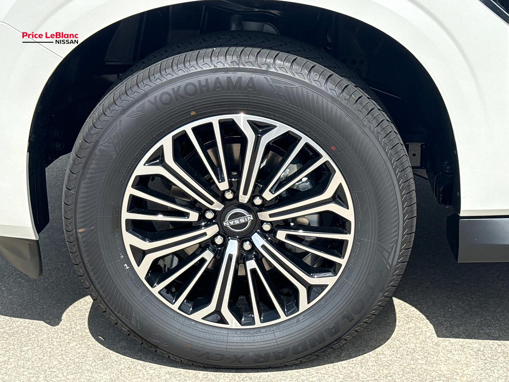 2026 Nissan Armada photo 4 of 18