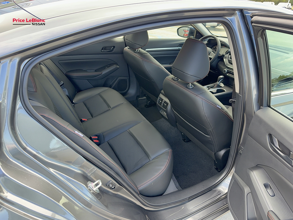 2026 Nissan Altima photo 13 of 22