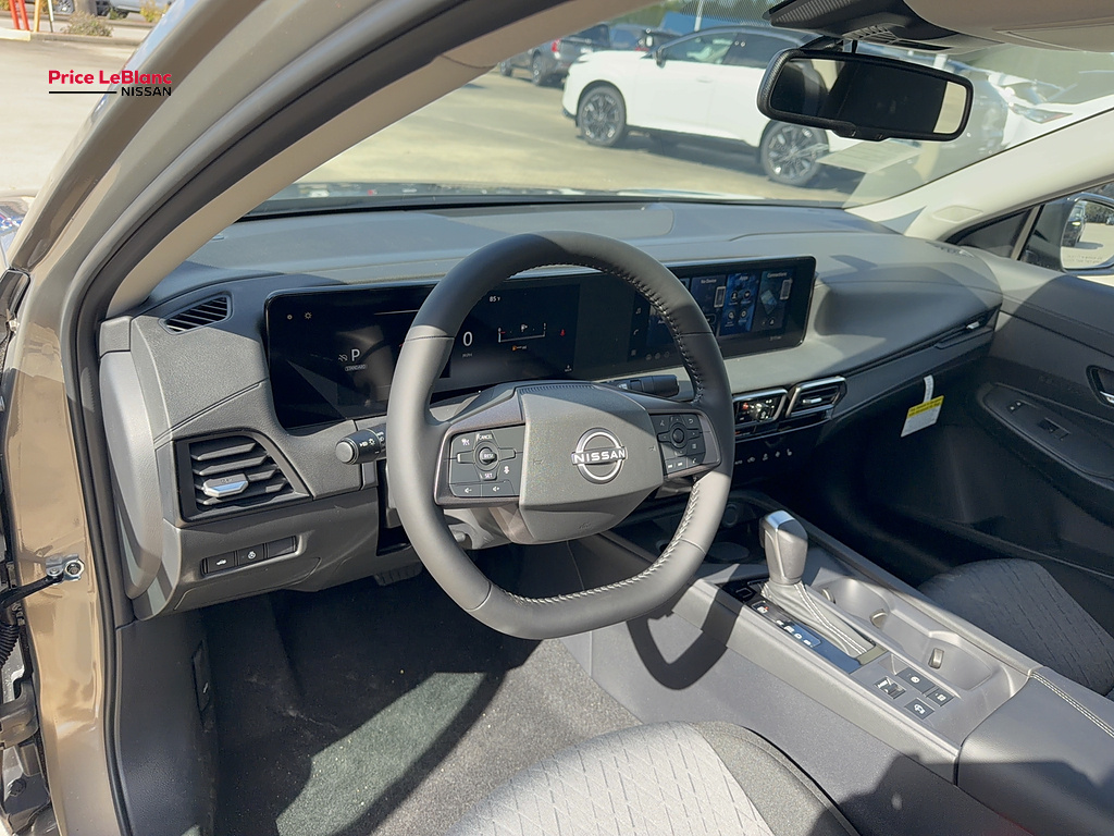 2027 Nissan Sentra photo 21 of 24