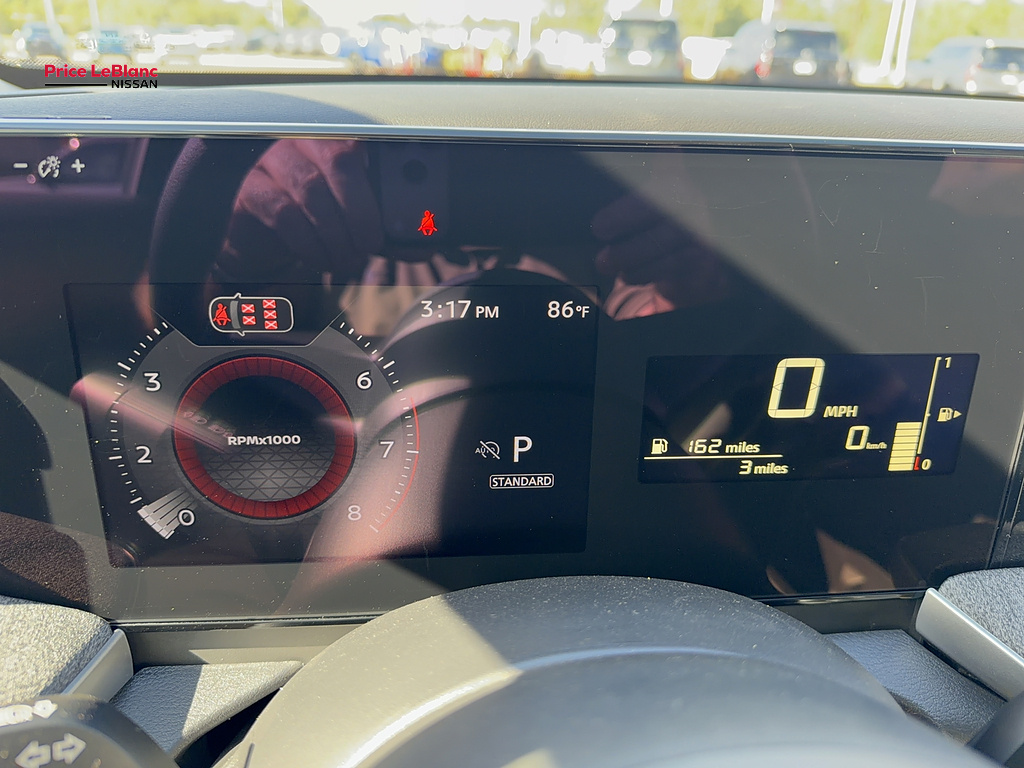 2027 Nissan Kicks photo 19 of 23