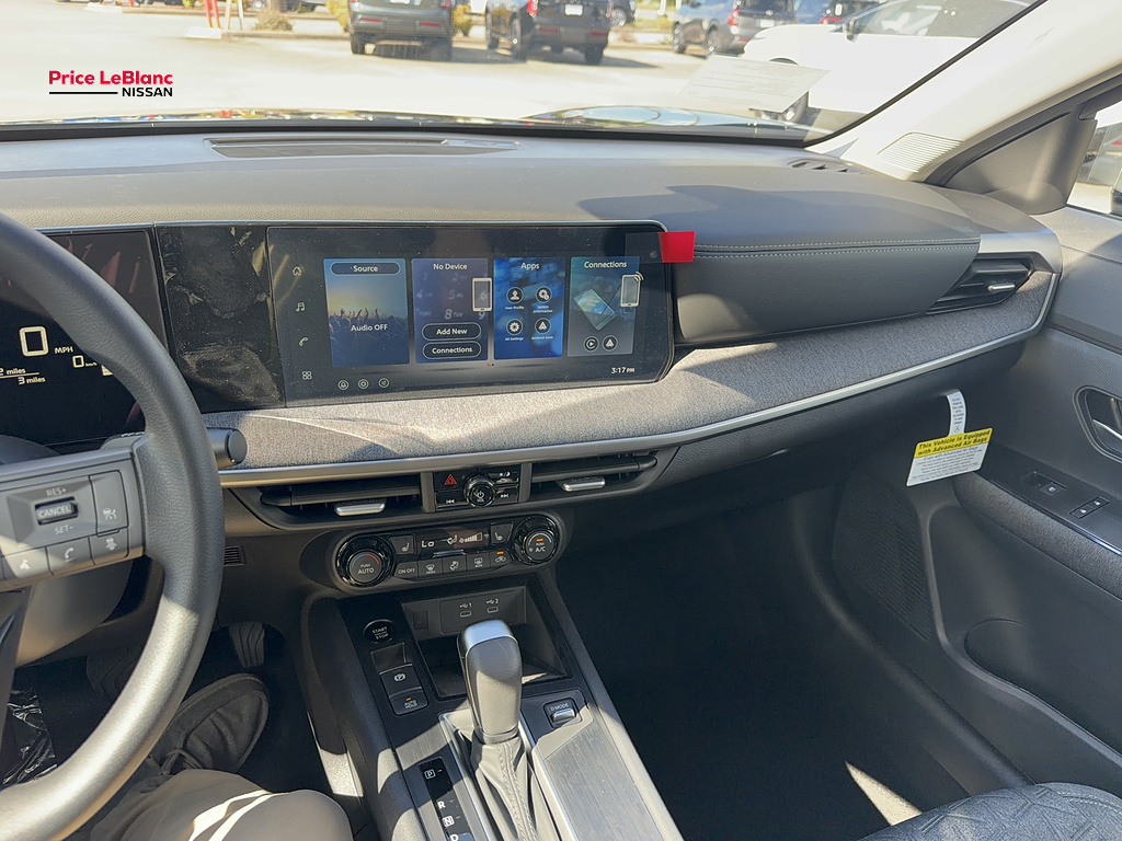 2027 Nissan Kicks photo 18 of 23