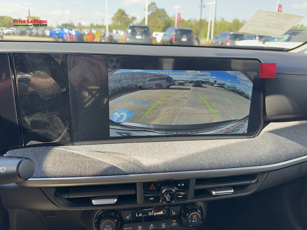 2027 Nissan Kicks photo 20 of 23