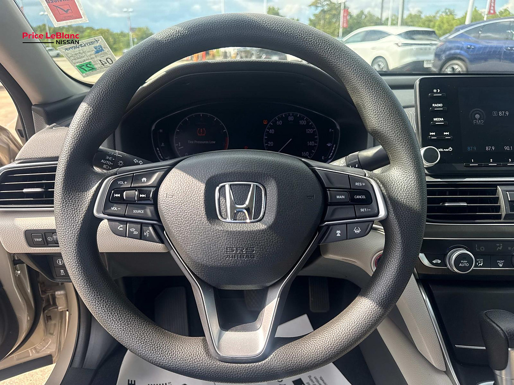 2019 Honda Accord Sedan photo 20 of 27