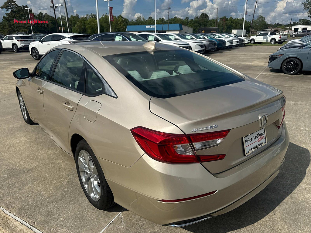 2019 Honda Accord Sedan photo 5 of 27