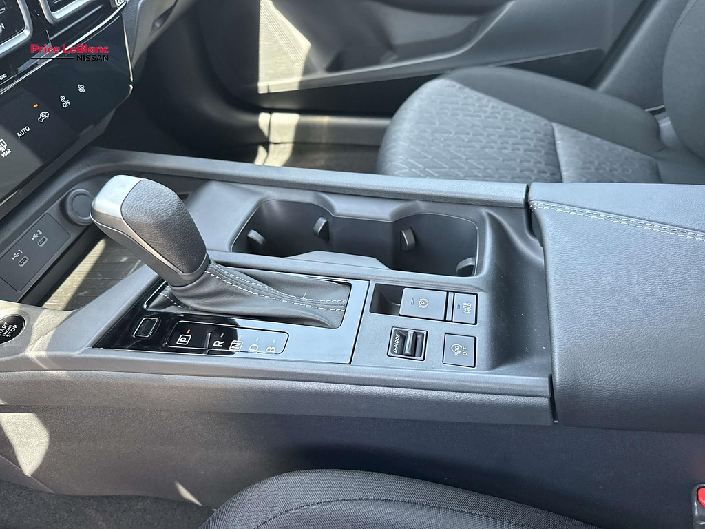 2027 Nissan Sentra SV Fresh Powder at Robbins Nissan