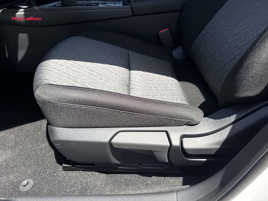2027 Nissan Sentra SV Fresh Powder at Robbins Nissan