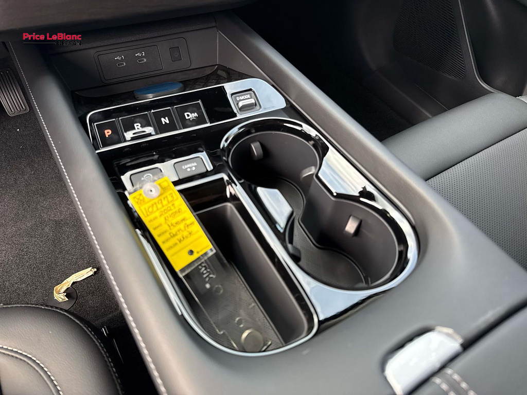 2027 Nissan Murano photo 18 of 19