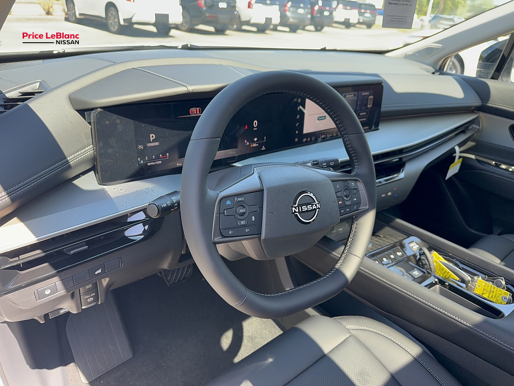 2027 Nissan Murano Dark Armor Everest White Pearl Tricoat/Super Black at Price LeBlanc Nissan