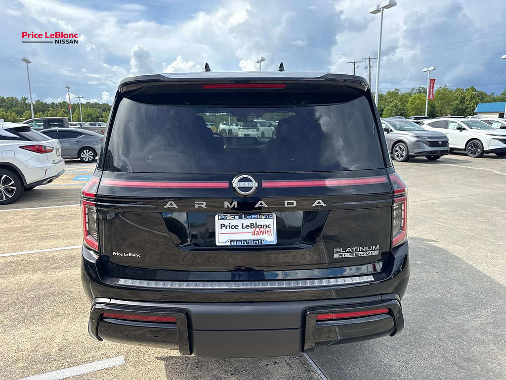 2026 Nissan Armada photo 6 of 18