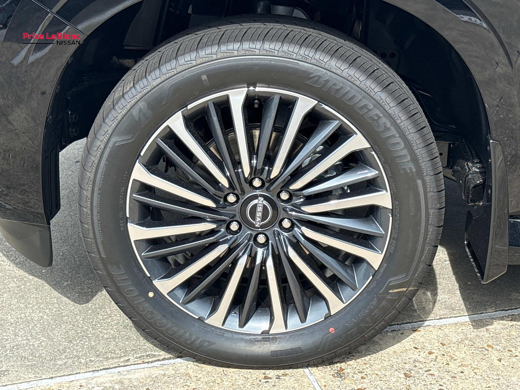 2026 Nissan Armada photo 4 of 18