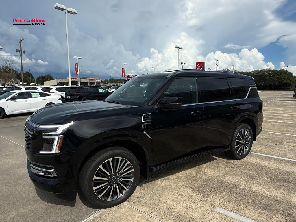 2026 Nissan Armada photo 3 of 18