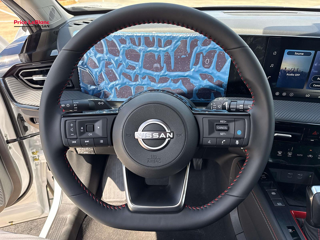 2027 Nissan Kicks SR Aspen White TriCoat/Super Black at Price LeBlanc Nissan