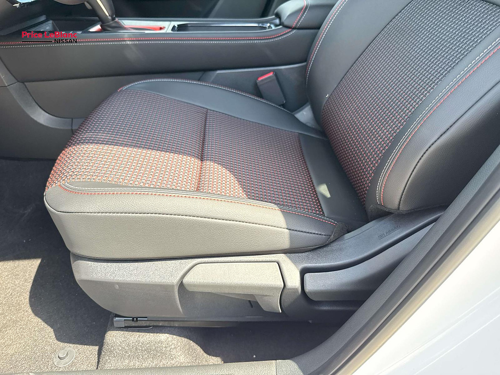 2027 Nissan Kicks SR Aspen White TriCoat/Super Black at Price LeBlanc Nissan