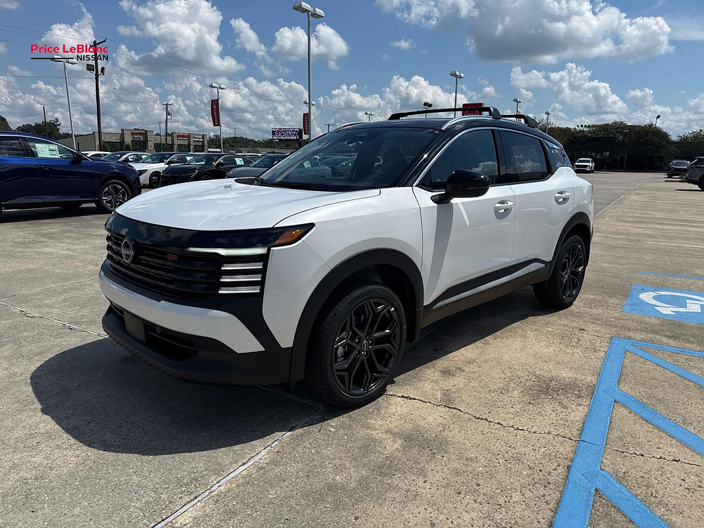 2027 Nissan Kicks SR Aspen White TriCoat/Super Black at Price LeBlanc Nissan