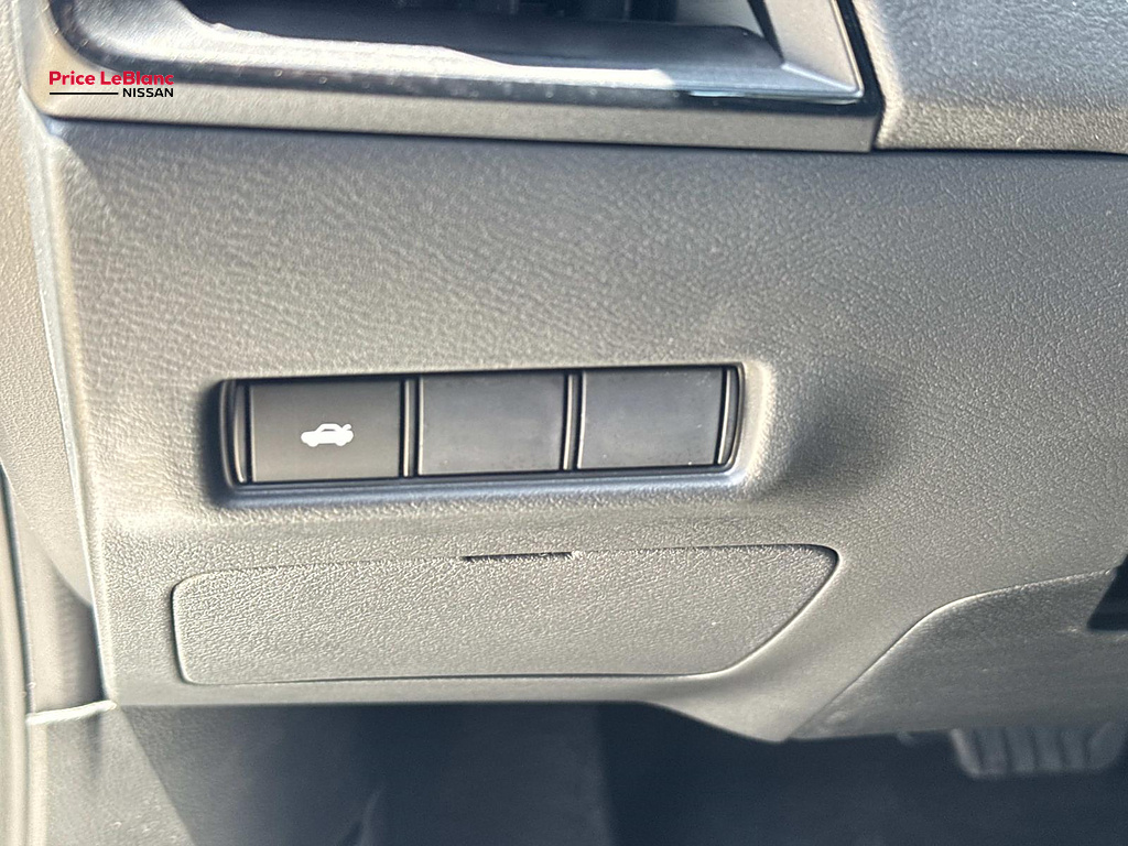 2027 Nissan Sentra SV Fresh Powder at Robbins Nissan