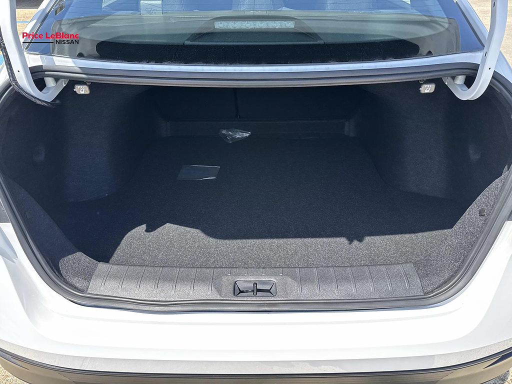 2027 Nissan Sentra SV Fresh Powder at Robbins Nissan