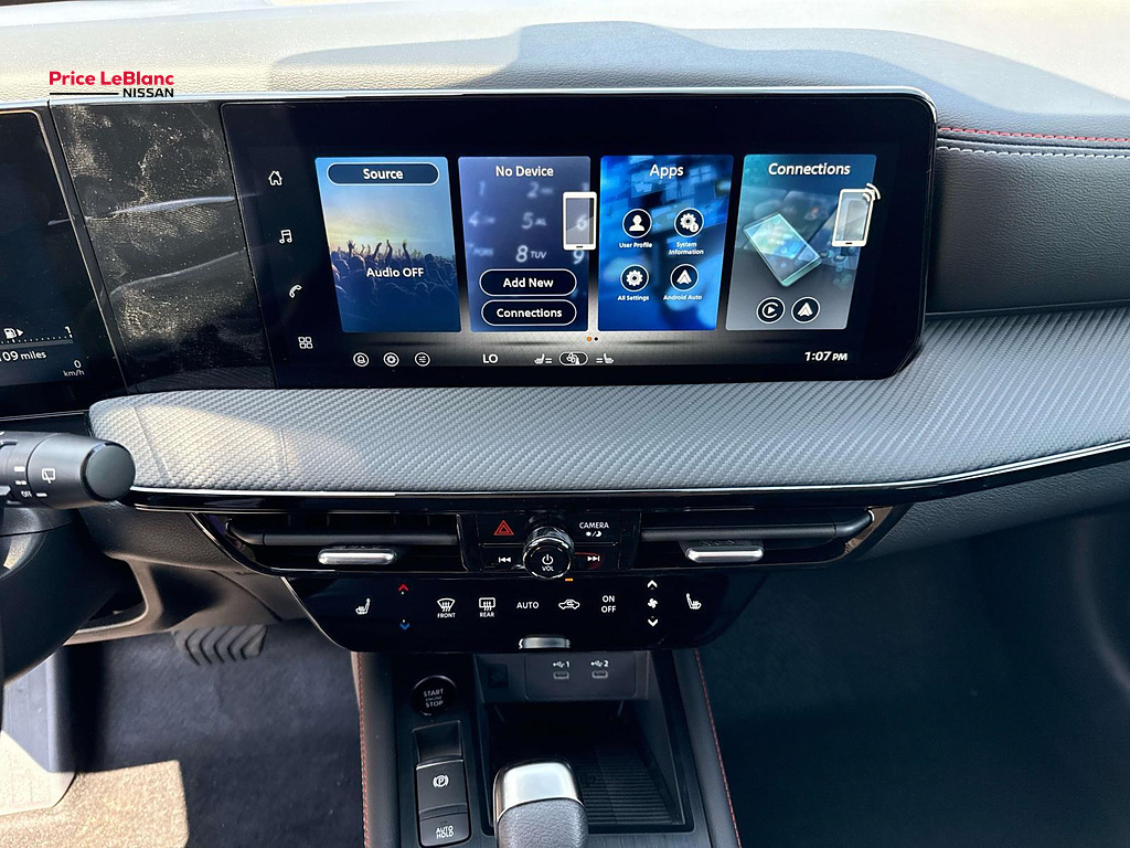 2027 Nissan Kicks photo 15 of 18