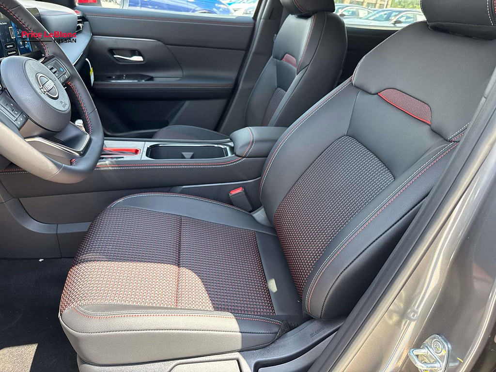 2027 Nissan Kicks photo 8 of 18
