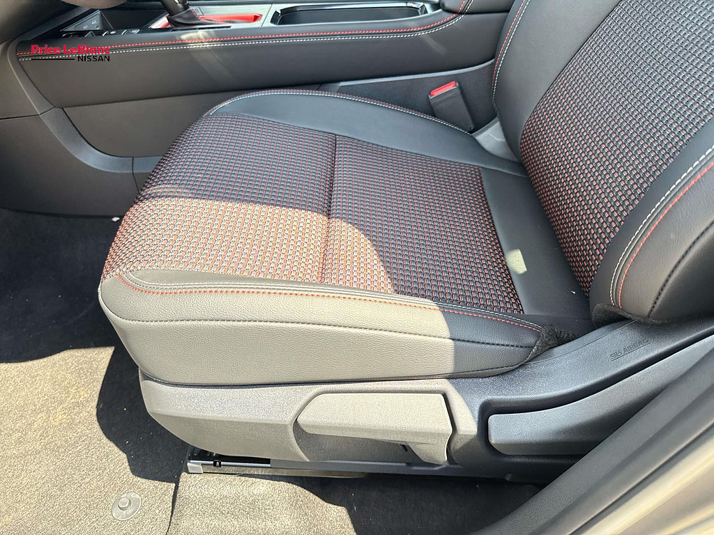 2027 Nissan Kicks photo 9 of 18