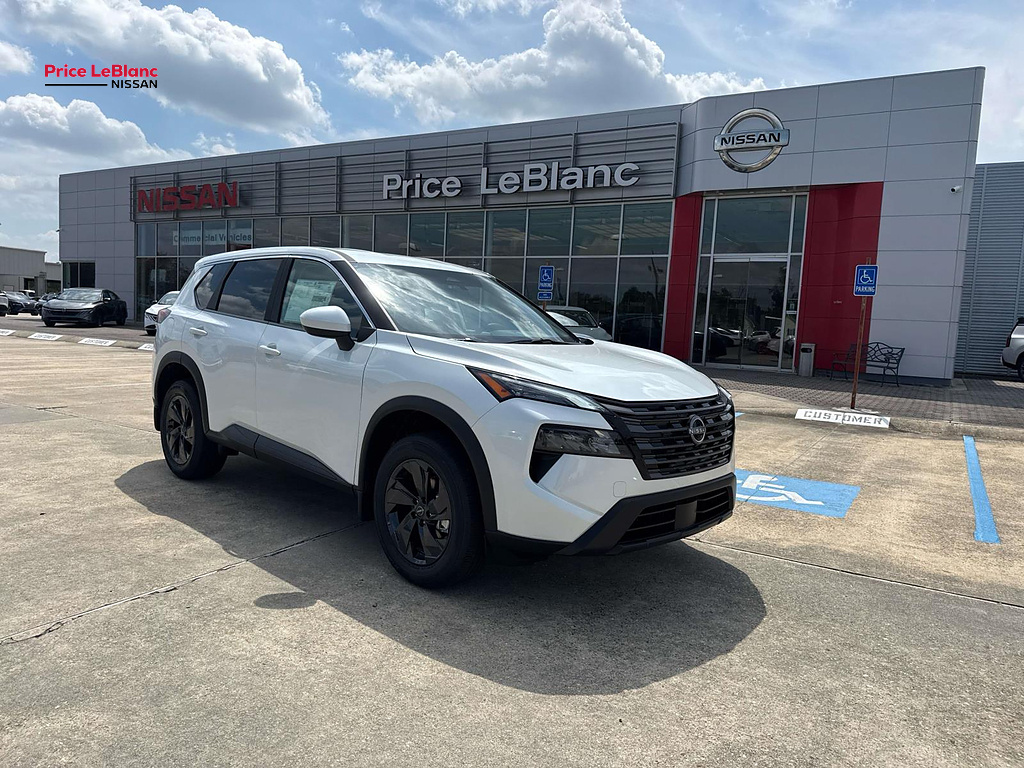 2027 Nissan ROGUE SV Everest White Pearl Tricoat at Royal Nissan
