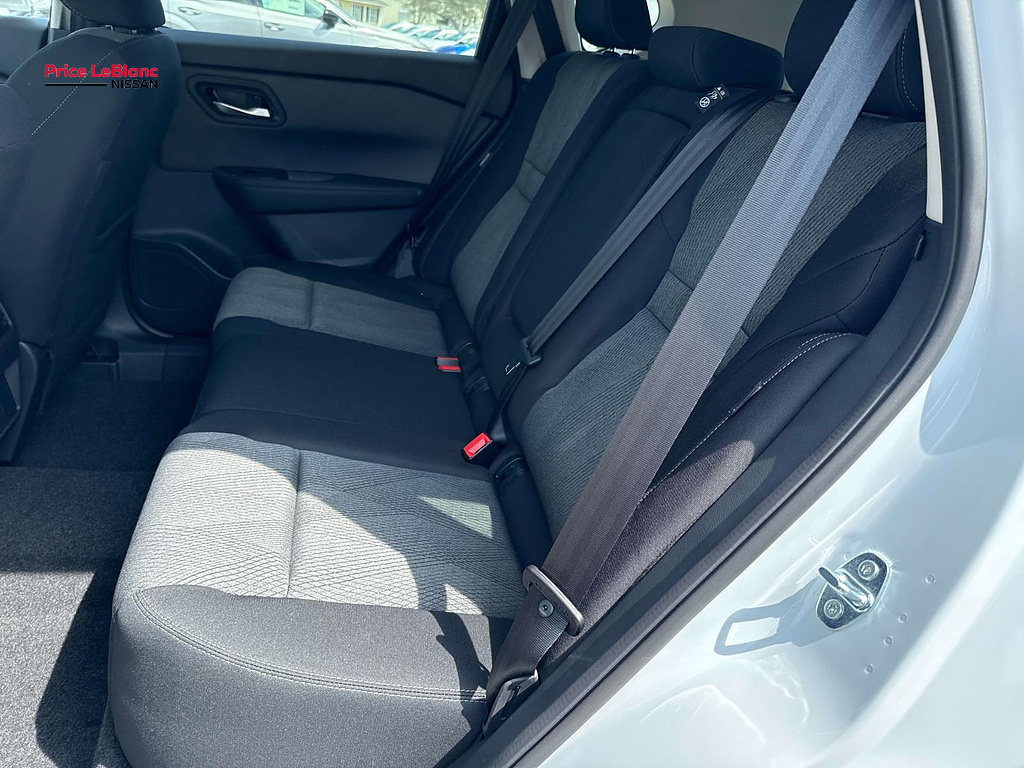 2027 Nissan ROGUE SV Everest White Pearl Tricoat at Royal Nissan