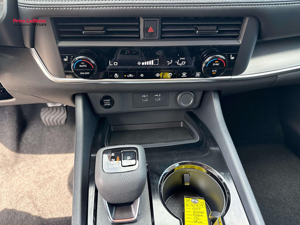 2027 Nissan ROGUE SV Everest White Pearl Tricoat at Royal Nissan