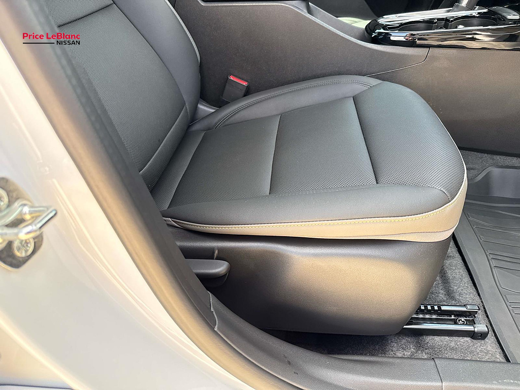 2026 Chevrolet Trax ACTIV WHITE at Team Toyota