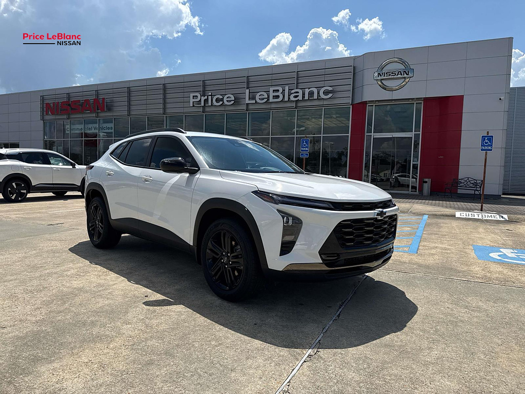 2026 Chevrolet Trax ACTIV WHITE at Team Toyota
