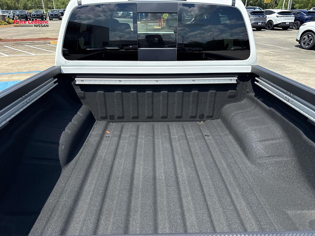 2026 Nissan Frontier Crew Cab SV 4x2 Glacier White at Price LeBlanc Nissan