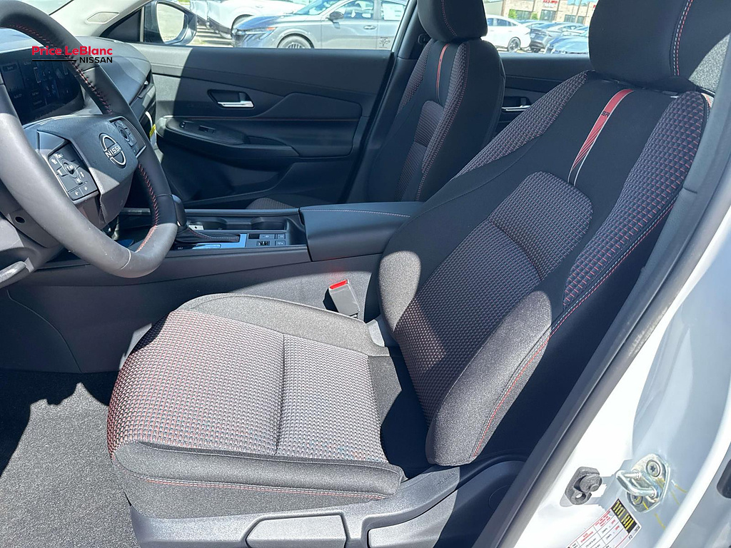 2027 Nissan Sentra photo 9 of 19