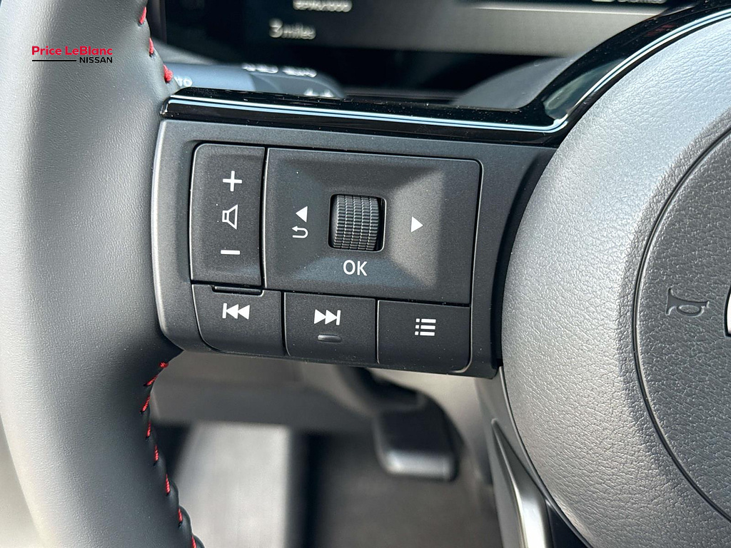 2027 Nissan Kicks SR Super Black at Price LeBlanc Nissan