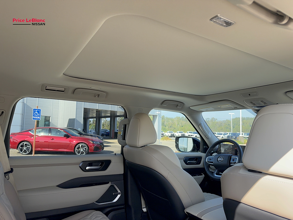 2027 Nissan Armada photo 21 of 34
