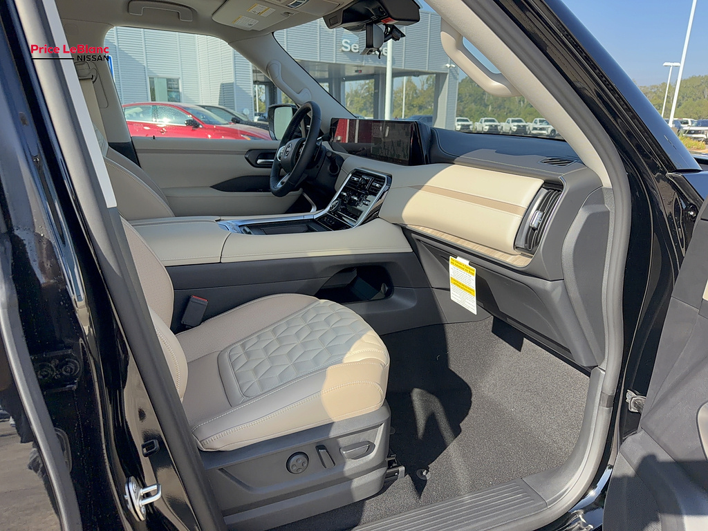 2027 Nissan Armada photo 14 of 34