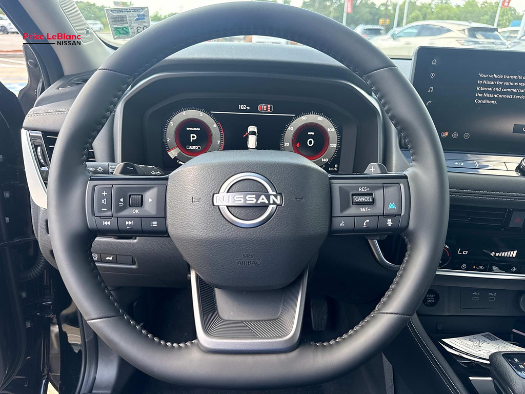 2026 Nissan Rogue Platinum Super Black at Team Honda