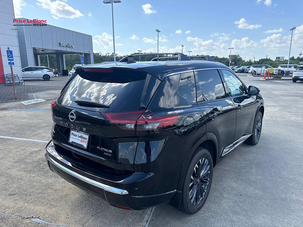 2026 Nissan Rogue Platinum - 6