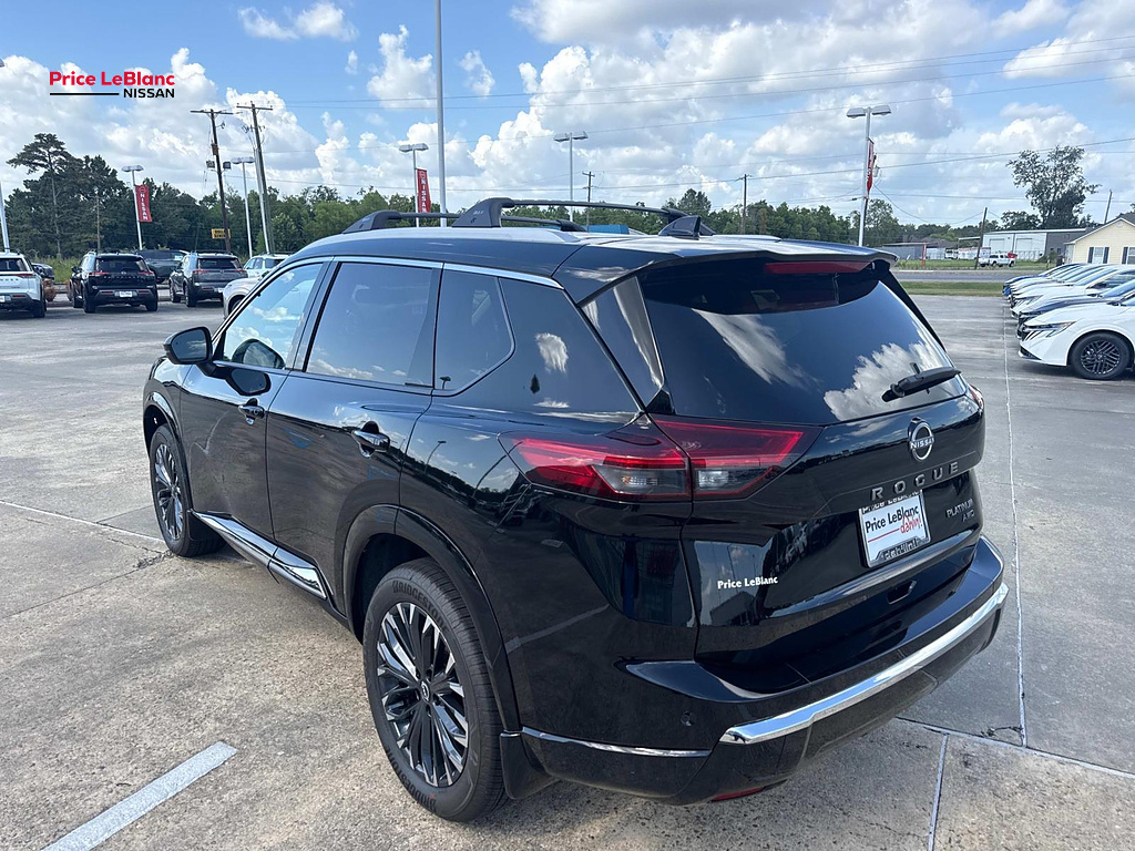 2026 Nissan Rogue Platinum - 4