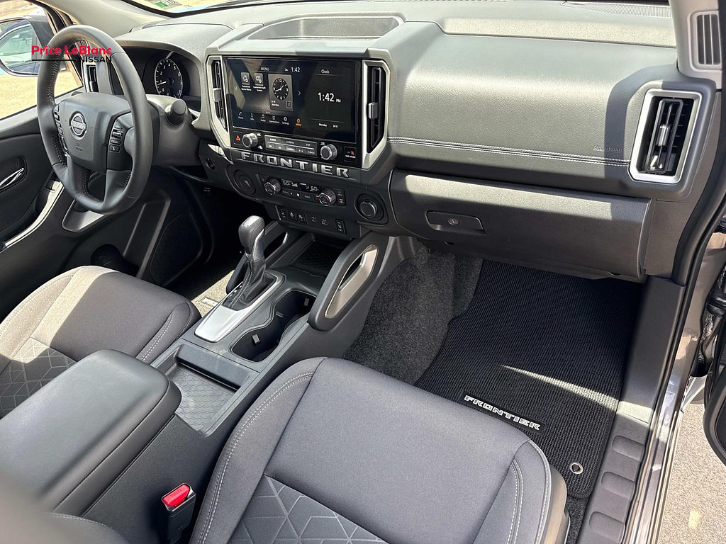 2026 Nissan Frontier SV - 11