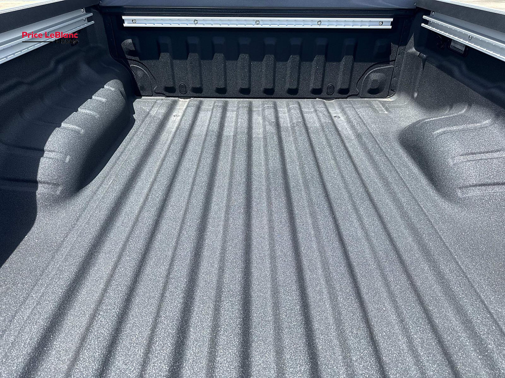 2026 Nissan Frontier SV - 7