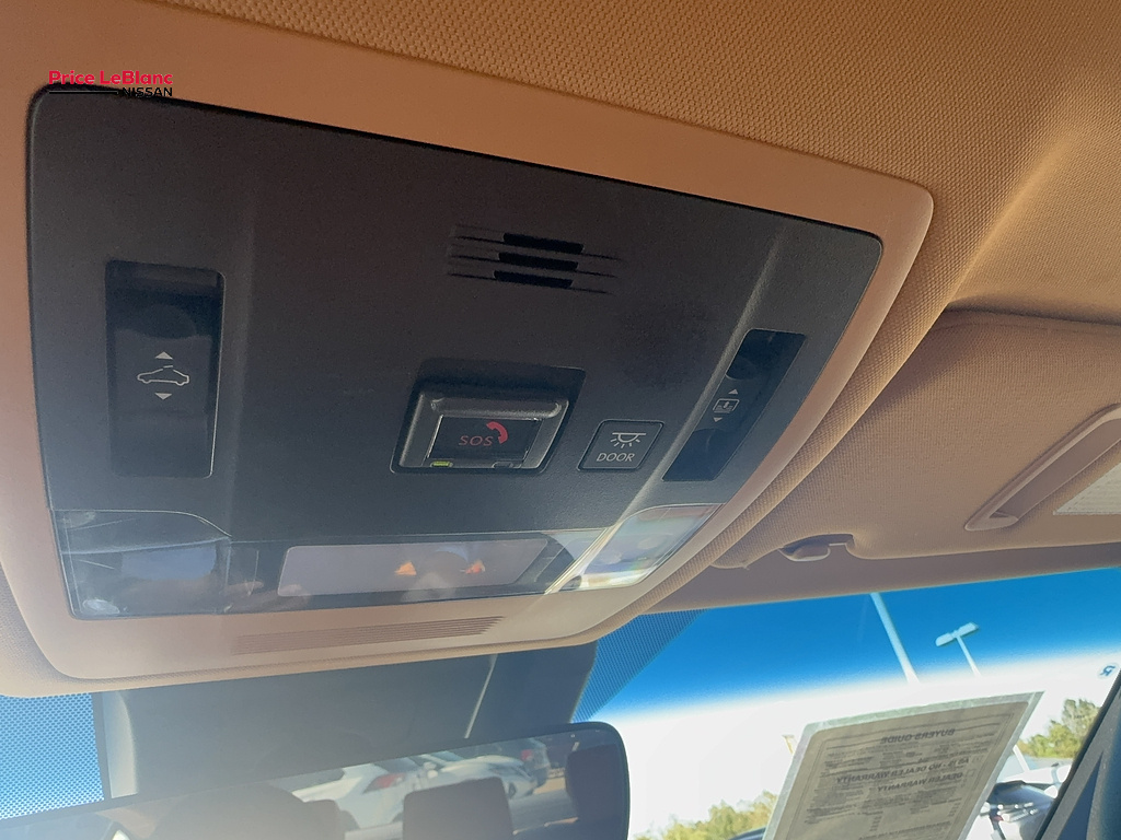 2025 Lexus ES photo 28 of 40
