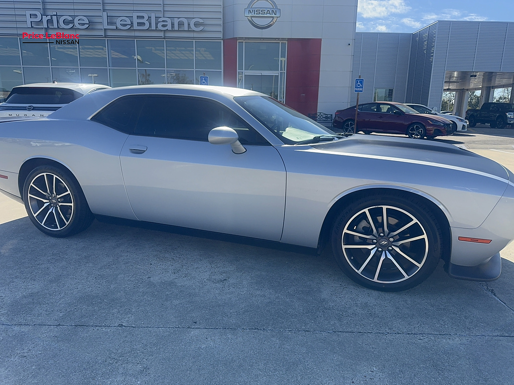 2023 Dodge Challenger photo 8 of 30