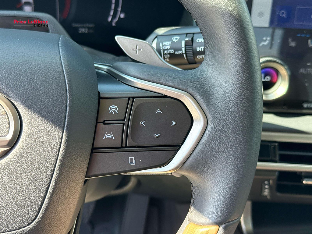 2023 Lexus RX Luxury Eminent White Pearl at Team Honda