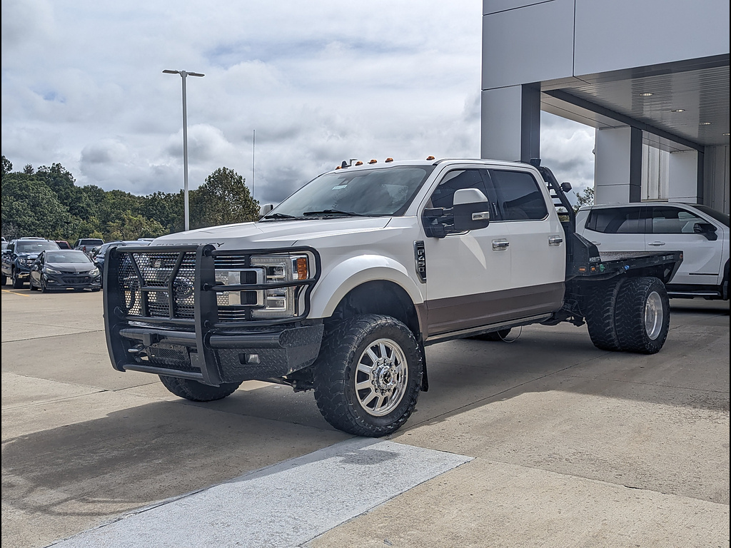 2019 Ford F-450 Super Duty Limited Crew Cab LB DRW 4WD