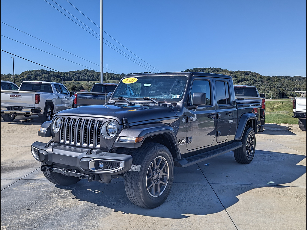  2023 Jeep Gladiator Overland Crew Cab 4WD   