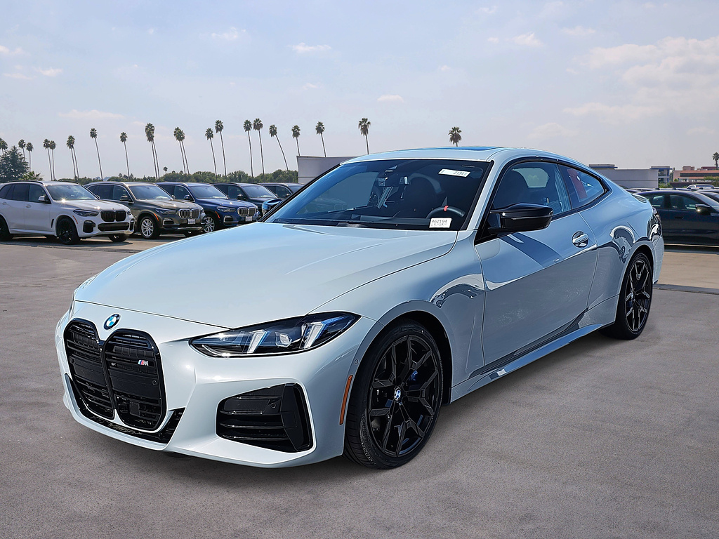 Gray (Brooklyn Grey Metallic) 2026 BMW 4 Series Coupe Rear-Wheel Drive 8-Speed Automatic